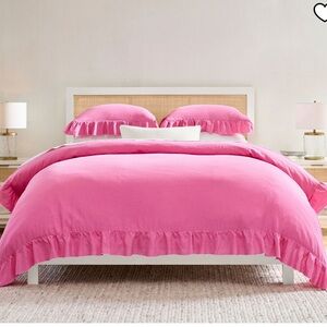 Pottery Barn Belgian Flax Linen Ruffle Shams